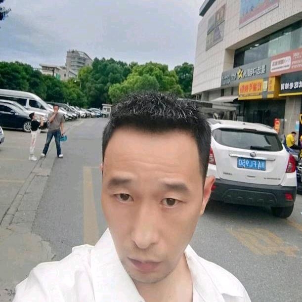 小林的第一张照片--中山相亲服务中心