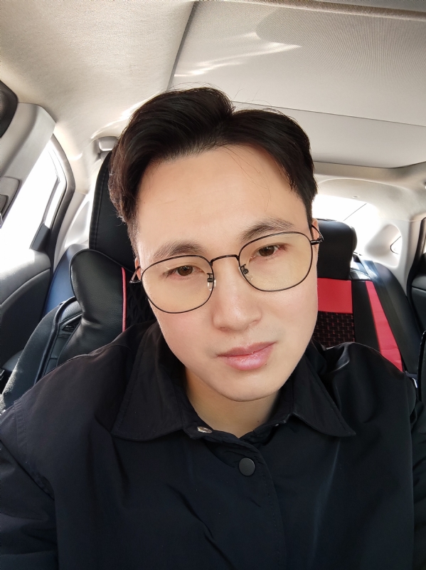 沉默先绅的第一张照片--中山相亲服务中心