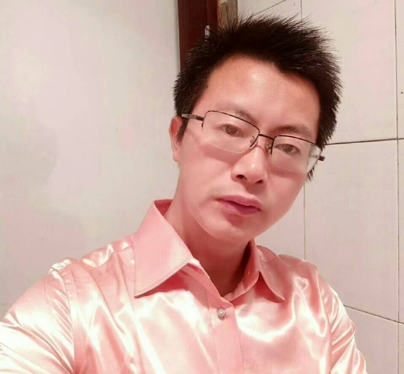 亮亮的第一张照片--中山相亲服务中心