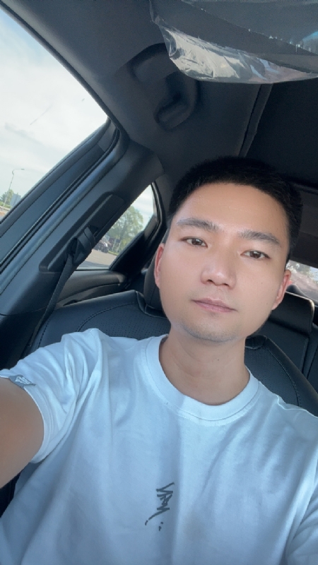 小江的第一张照片--中山相亲服务中心