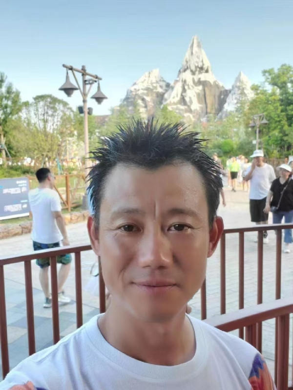 艾氏涂料博的第一张照片--中山相亲服务中心