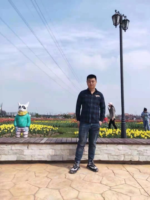 海阔天空的第一张照片--中山相亲服务中心