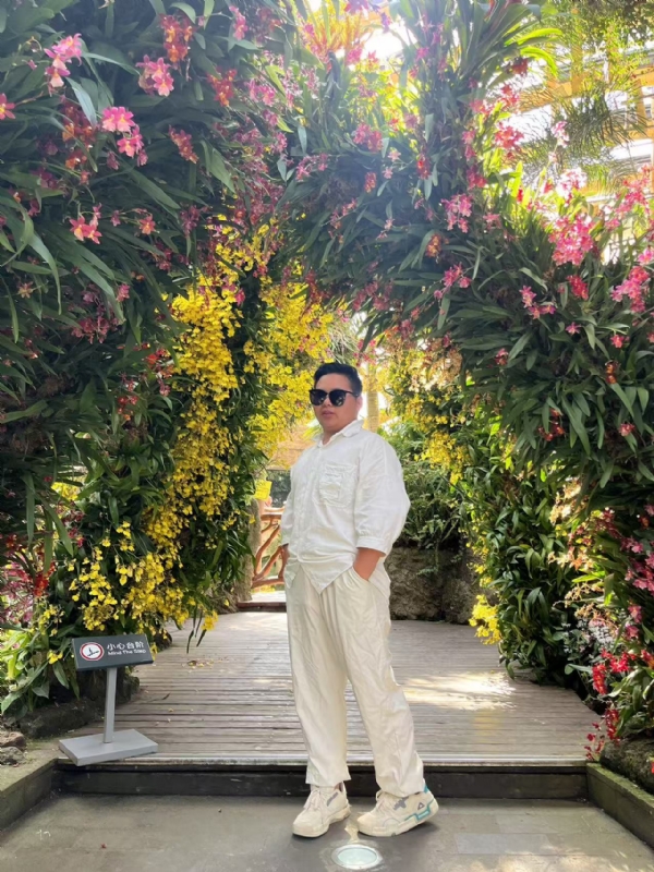 少一点的第一张照片--中山相亲服务中心