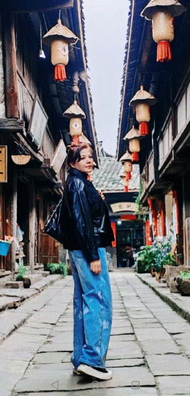 宛霞的第五张照片--中山相亲服务中心