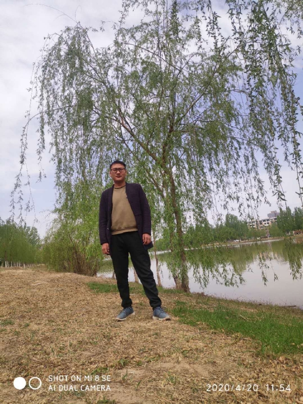 风中的烟头的第一张照片--中山相亲服务中心