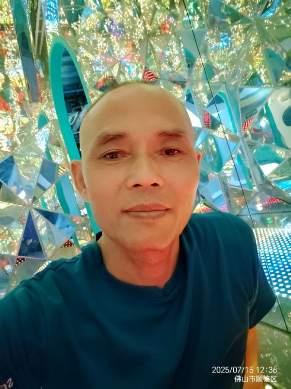 阿里睡不着的第二张照片--中山相亲服务中心