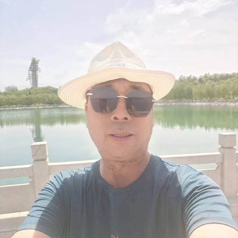 有钱人的第一张照片--中山相亲服务中心