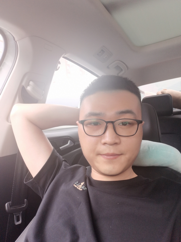 JingY的第一张照片--中山相亲服务中心