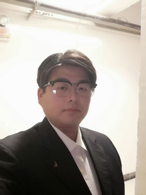 孤独一人的第一张照片--中山相亲服务中心