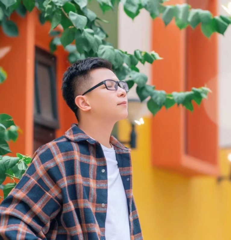 版本之子的第一张照片--中山相亲服务中心